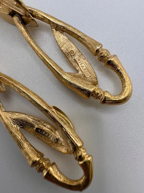Vintage Trifari Bamboo Drop Earrings Gold Tone Dangle Signed Designer Chic - Picture 7 of 9
